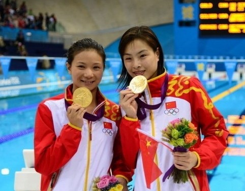 吴敏霞伦敦奥运女子双人3米板夺得金牌 吴敏霞伦敦奥运女子双人3米板夺得金牌